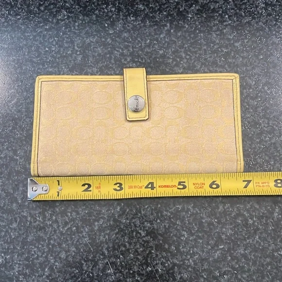 COACH Signature Slim Wallet - Picture 5 of 7